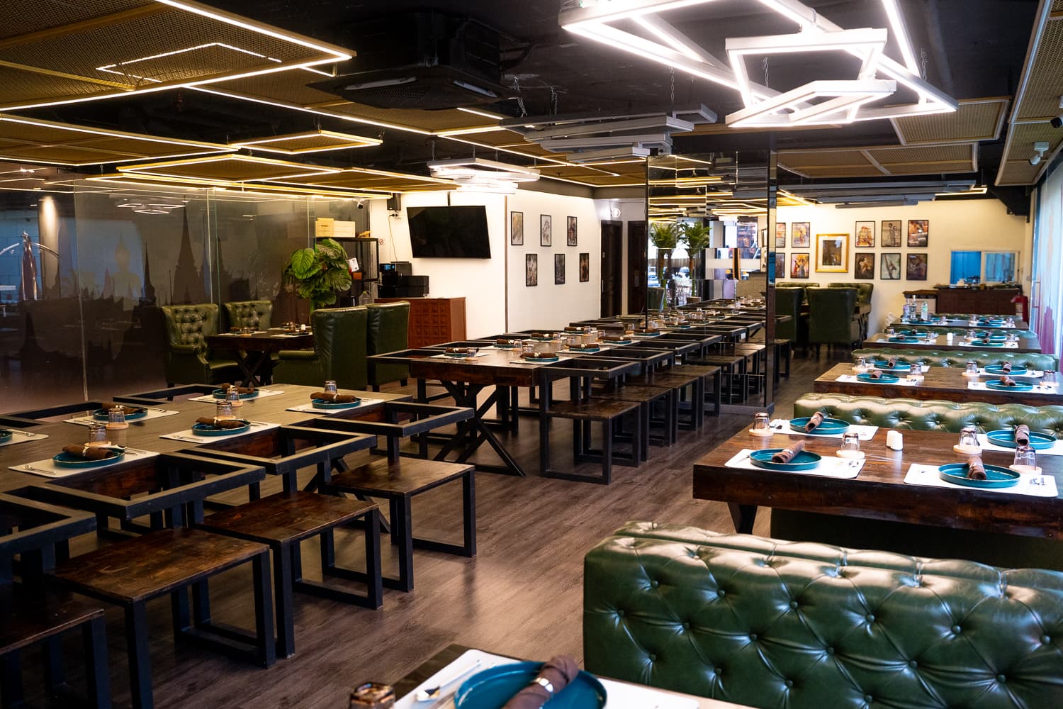 Bar Lounge